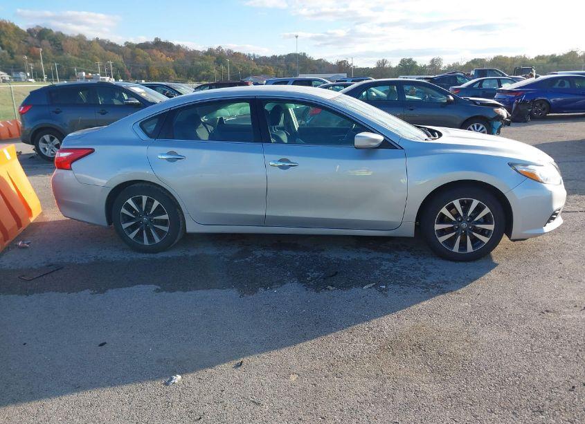 Photo 13 of 2017 Nissan Altima 2.5 SV (VIN 1N4AL3AP3HC291909)