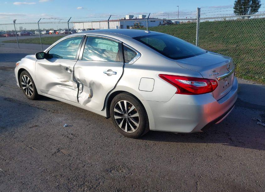 Photo 3 of 2017 Nissan Altima 2.5 SV (VIN 1N4AL3AP3HC291909)