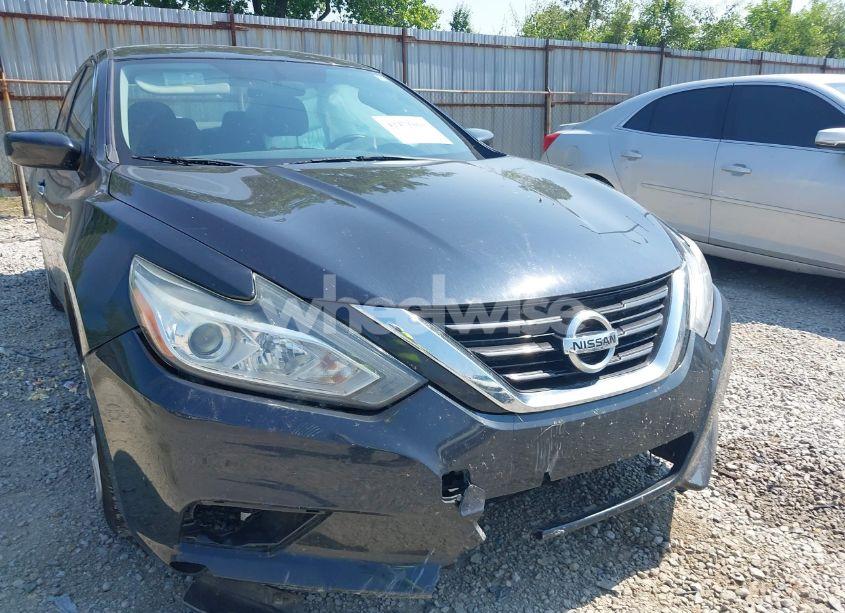 Photo 6 of 2017 Nissan Altima 2.5 S (VIN 1N4AL3AP3HC472962)