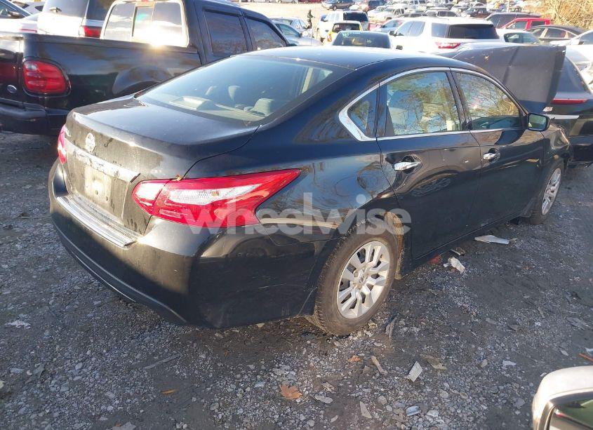 Photo 4 of 2017 Nissan Altima 2.5 S (VIN 1N4AL3AP3HC479510)