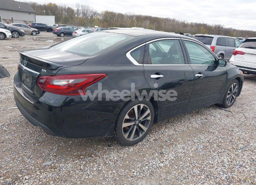 Photo 4 of 2017 Nissan Altima 2.5 SR (VIN 1N4AL3AP3HC490233)