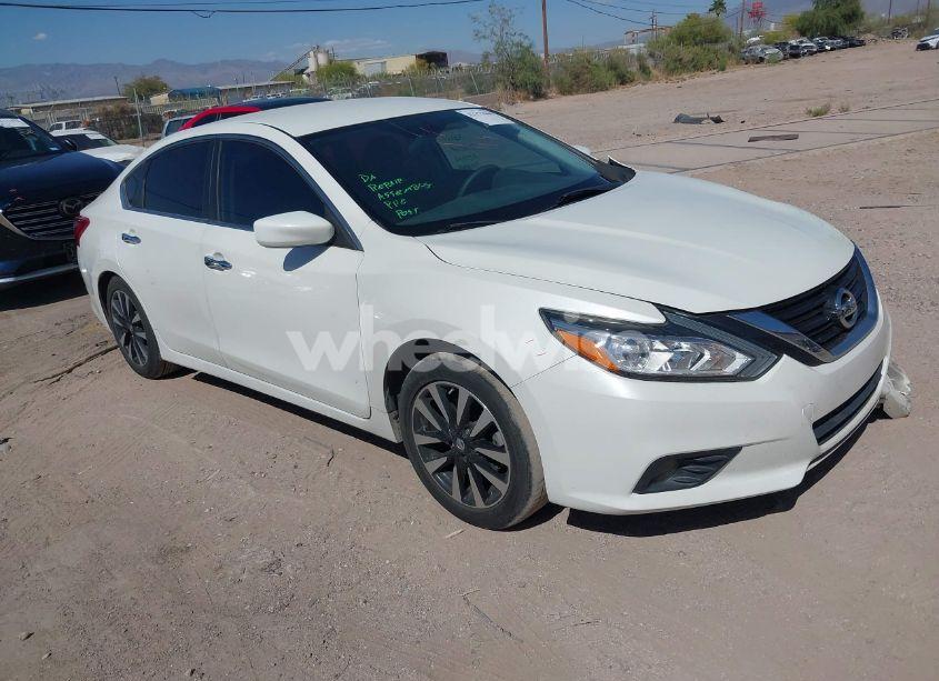 2017 Nissan Altima 2.5 SV (VIN 1N4AL3AP3HC496596) main photo