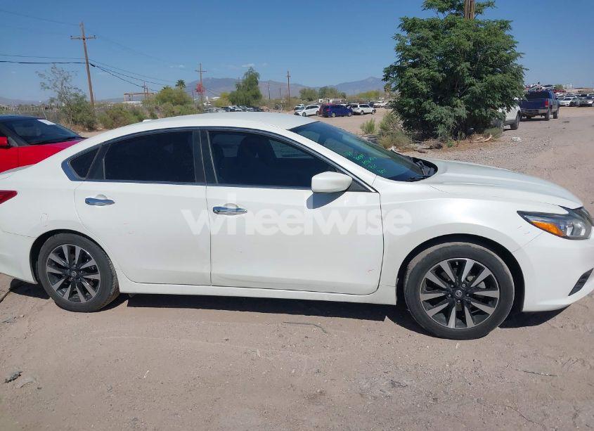 Photo 13 of 2017 Nissan Altima 2.5 SV (VIN 1N4AL3AP3HC496596)