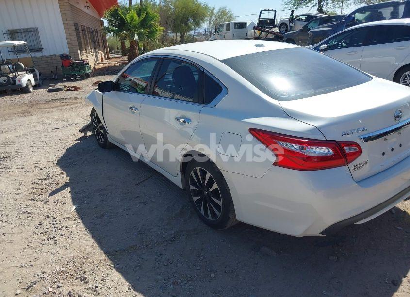 Photo 3 of 2017 Nissan Altima 2.5 SV (VIN 1N4AL3AP3HC496596)
