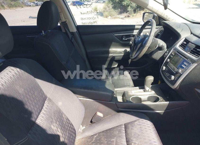 Photo 5 of 2017 Nissan Altima 2.5 SV (VIN 1N4AL3AP3HC496596)