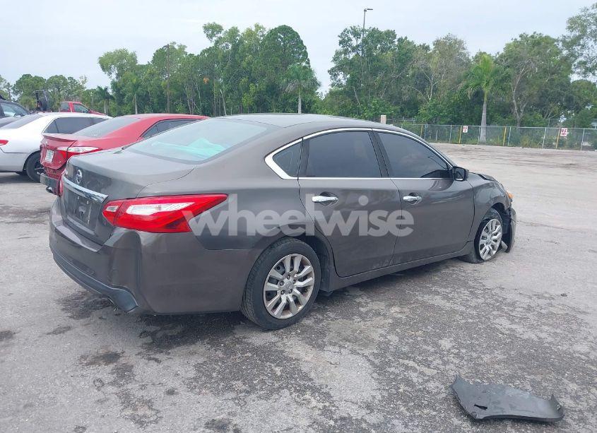 Photo 4 of 2017 Nissan Altima 2.5 SL/2.5 SR/2.5 SV/2.5/2.5 S (VIN 1N4AL3AP3HN303920)