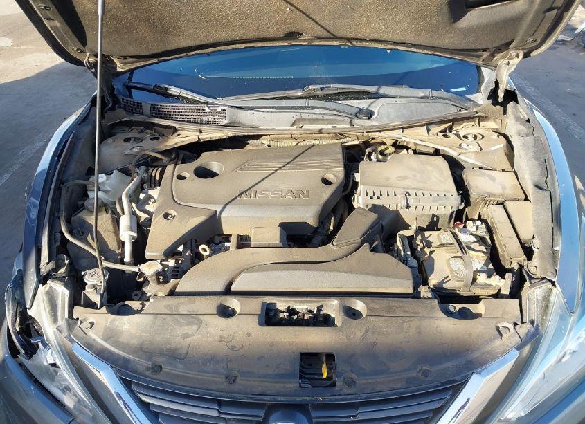Photo 10 of 2017 Nissan Altima 2.5 S (VIN 1N4AL3AP3HN305098)