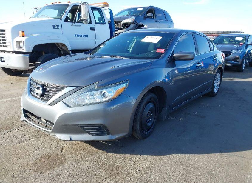 Photo 2 of 2017 Nissan Altima 2.5 S (VIN 1N4AL3AP3HN305098)