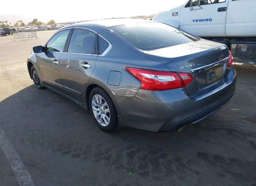 Photo 3 of 2017 Nissan Altima 2.5 S (VIN 1N4AL3AP3HN305098)