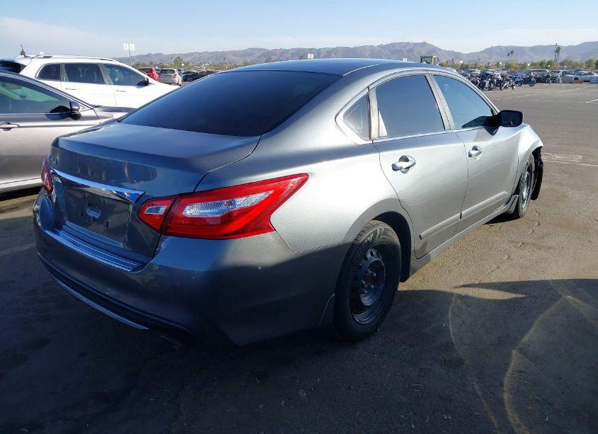 Photo 4 of 2017 Nissan Altima 2.5 S (VIN 1N4AL3AP3HN305098)