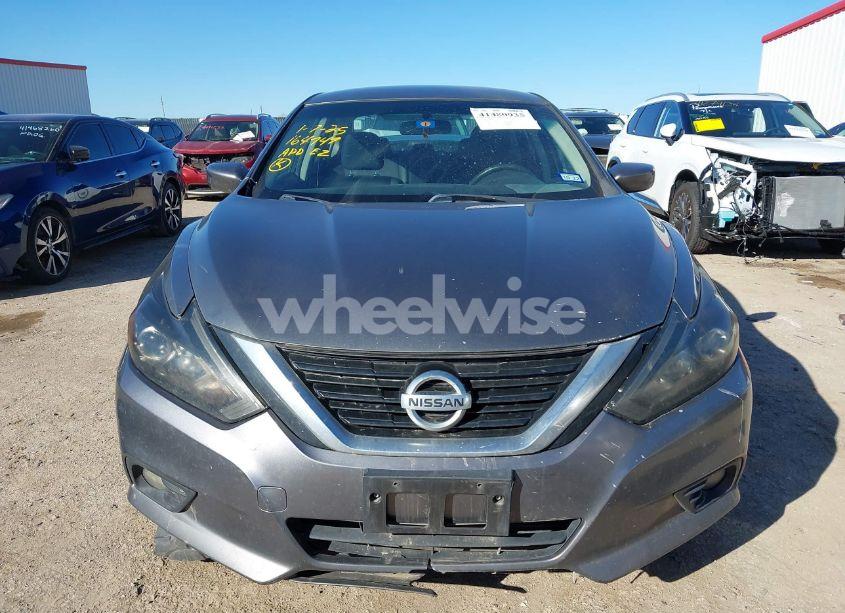 Photo 12 of 2017 Nissan Altima 2.5 SR (VIN 1N4AL3AP3HN305215)