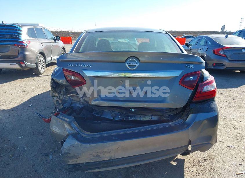 Photo 16 of 2017 Nissan Altima 2.5 SR (VIN 1N4AL3AP3HN305215)