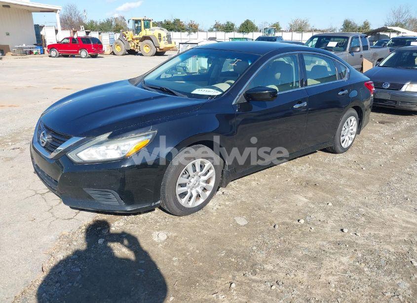 Photo 2 of 2017 Nissan Altima 2.5 S (VIN 1N4AL3AP3HN311094)