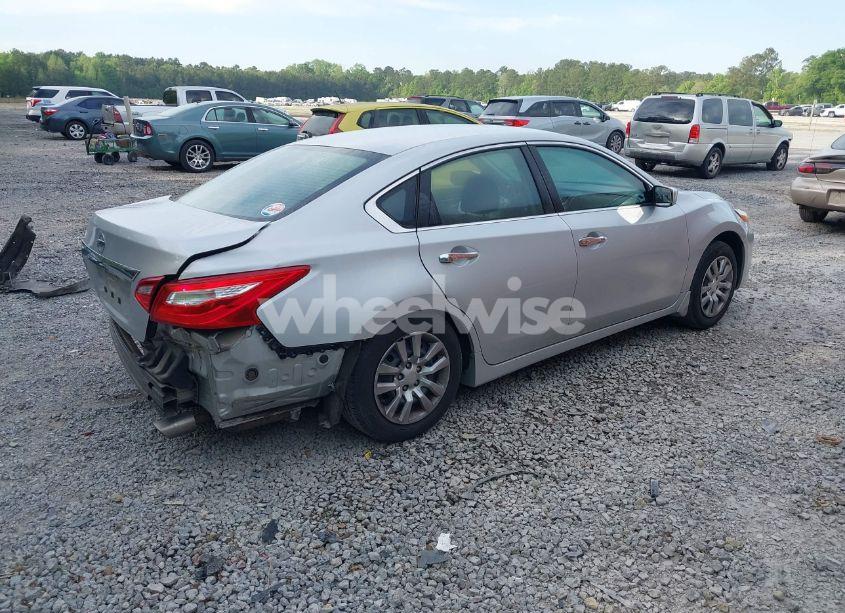Photo 4 of 2017 Nissan Altima 2.5 S (VIN 1N4AL3AP3HN325058)