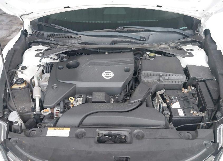 Photo 10 of 2017 Nissan Altima 2.5 SR (VIN 1N4AL3AP3HN332351)