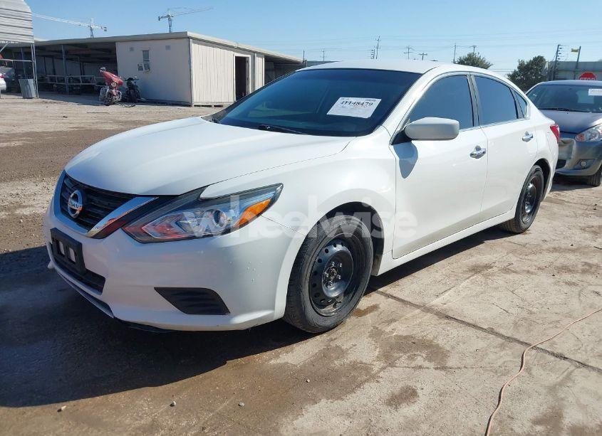 Photo 2 of 2017 Nissan Altima 2.5 S (VIN 1N4AL3AP3HN355533)