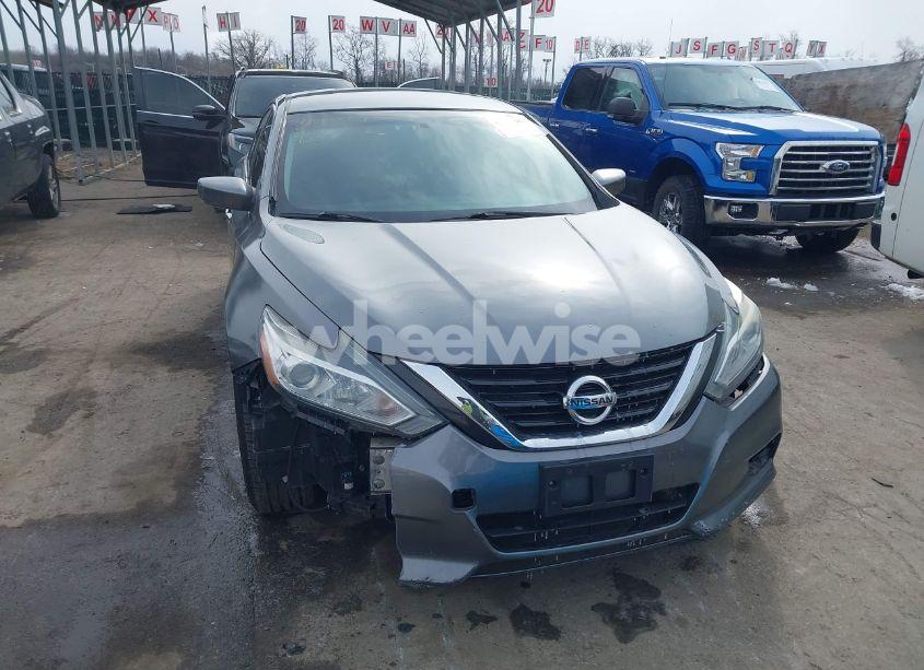 Photo 12 of 2017 Nissan Altima 2.5 S (VIN 1N4AL3AP3HN364880)