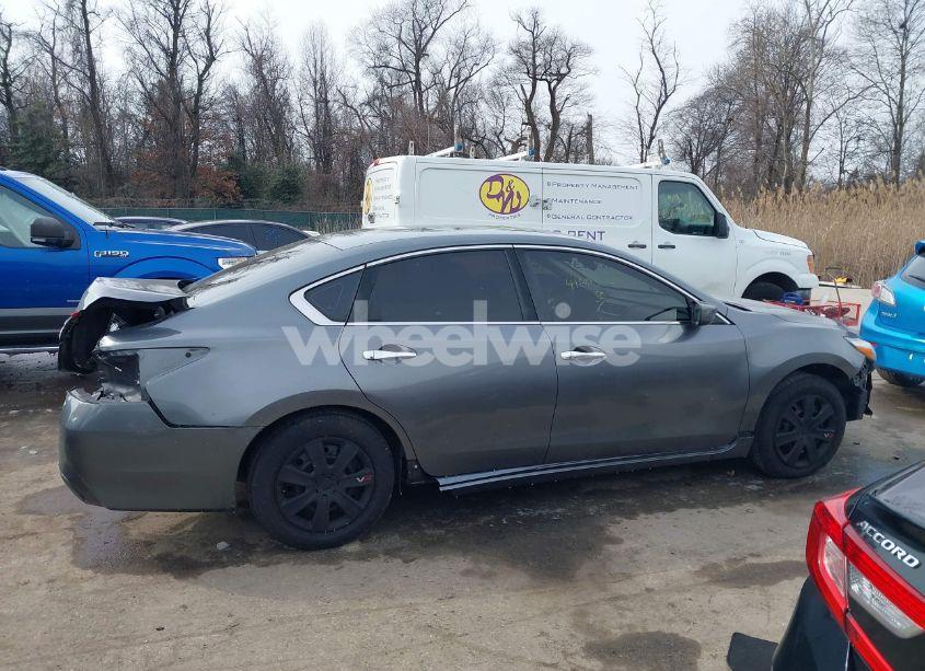 Photo 13 of 2017 Nissan Altima 2.5 S (VIN 1N4AL3AP3HN364880)