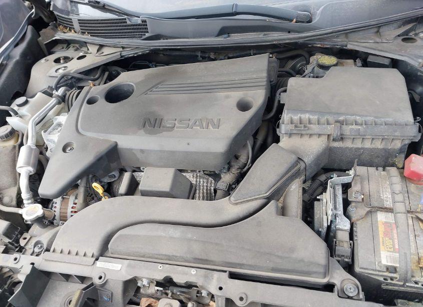 Photo 10 of 2018 Nissan Altima 2.5 SR (VIN 1N4AL3AP3JC103671)