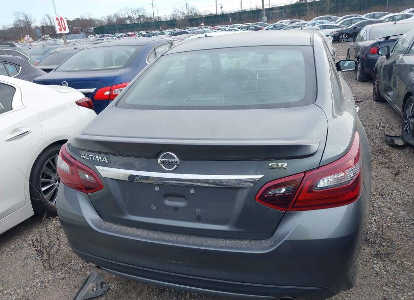 Photo 16 of 2018 Nissan Altima 2.5 SR (VIN 1N4AL3AP3JC103671)