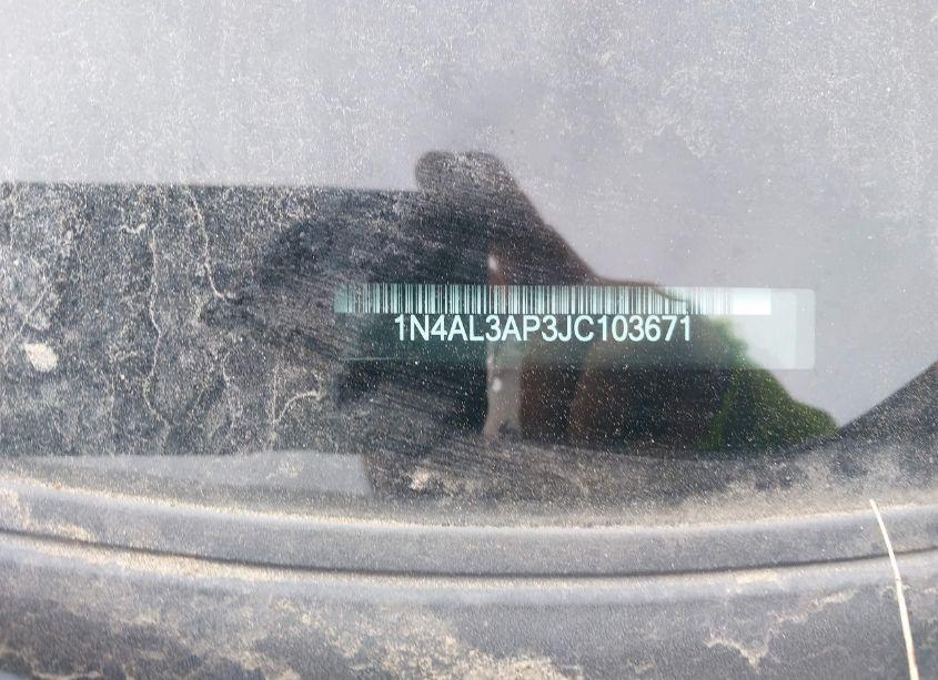 Photo 18 of 2018 Nissan Altima 2.5 SR (VIN 1N4AL3AP3JC103671)