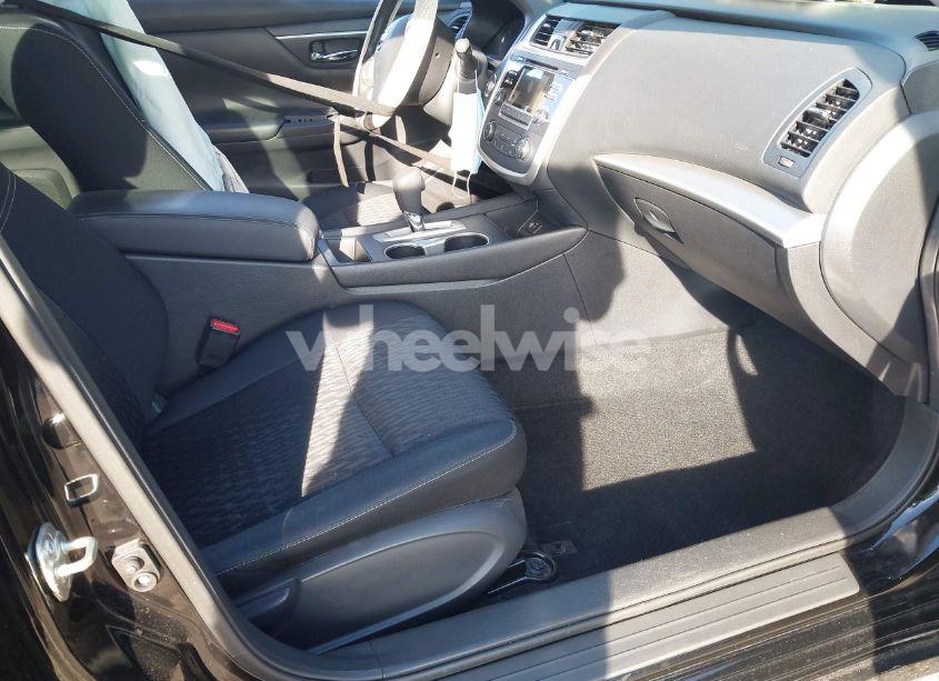 Photo 5 of 2018 Nissan Altima 2.5 S (VIN 1N4AL3AP3JC105470)