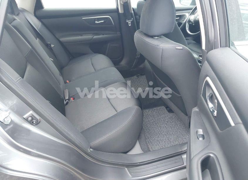 Photo 8 of 2018 Nissan Altima 2.5 SR (VIN 1N4AL3AP3JC119742)