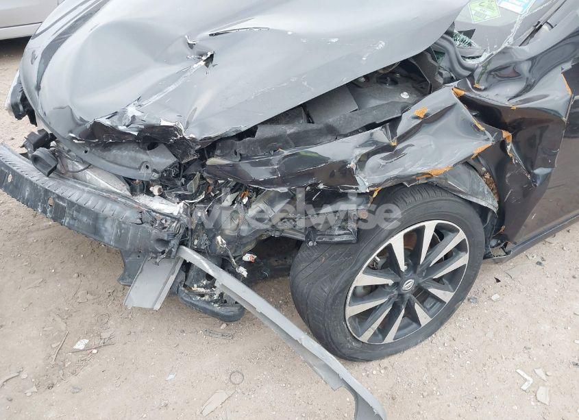 Photo 6 of 2018 Nissan Altima 2.5 SL (VIN 1N4AL3AP3JC132040)