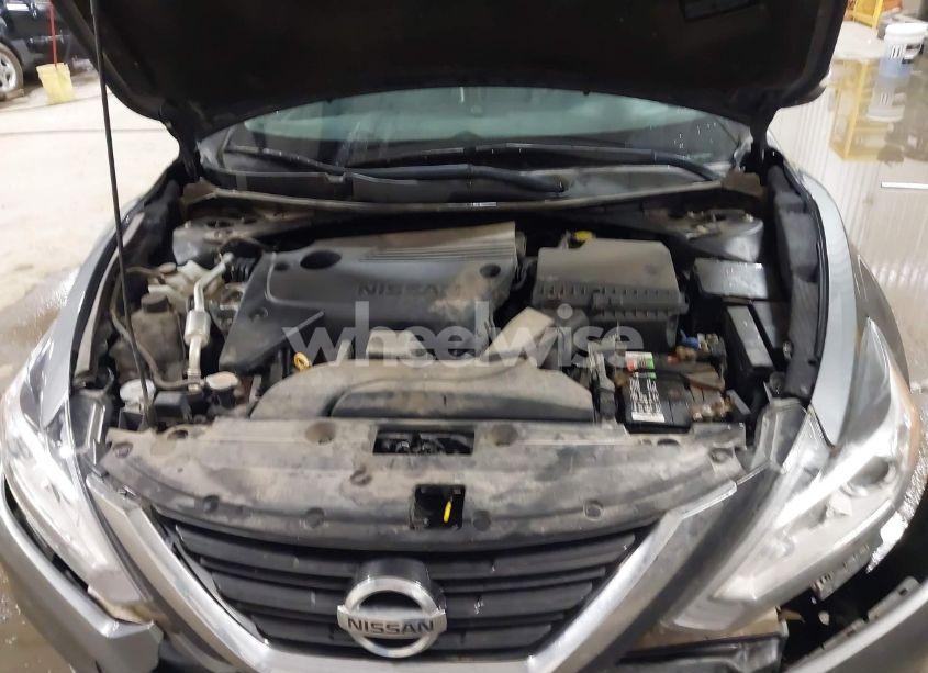 Photo 10 of 2018 Nissan Altima 2.5 SL (VIN 1N4AL3AP3JC134032)