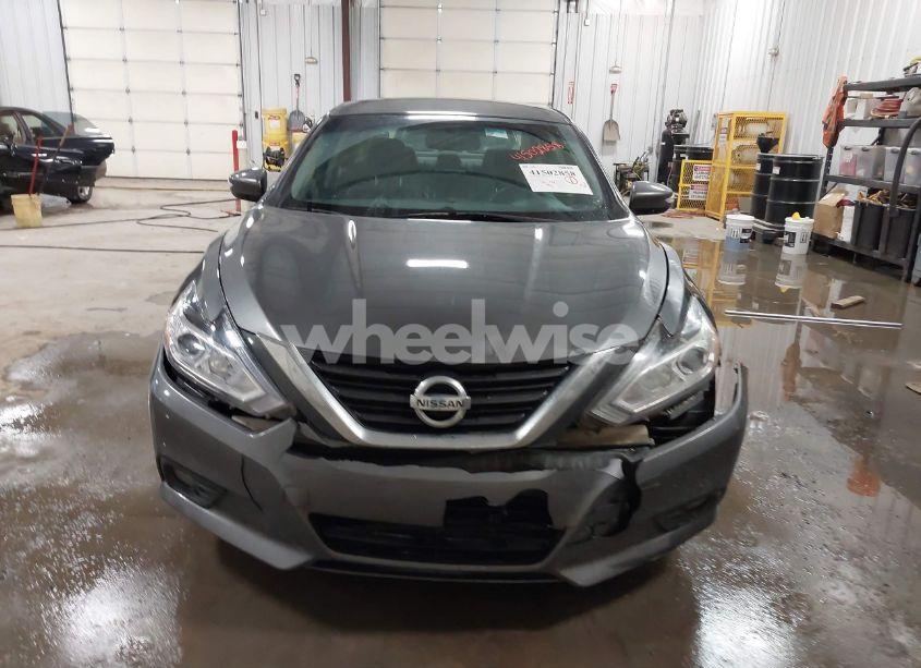 Photo 12 of 2018 Nissan Altima 2.5 SL (VIN 1N4AL3AP3JC134032)