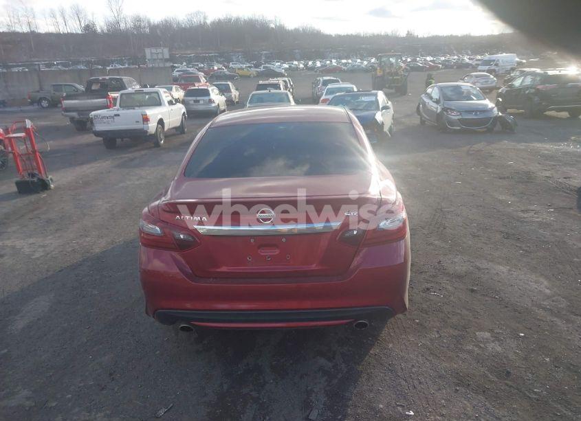 Photo 16 of 2018 Nissan Altima 2.5 SR (VIN 1N4AL3AP3JC139344)