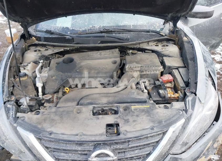 Photo 10 of 2018 Nissan Altima 2.5 SR (VIN 1N4AL3AP3JC159979)