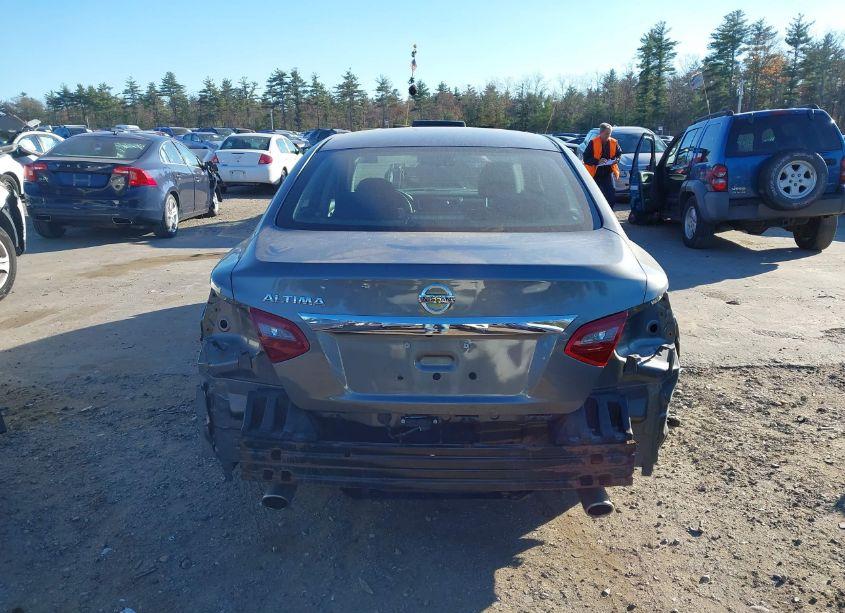 Photo 17 of 2018 Nissan Altima 2.5 S (VIN 1N4AL3AP3JC171694)
