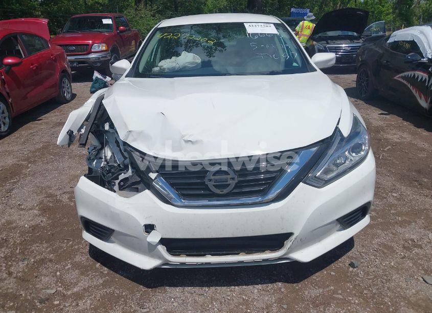 Photo 12 of 2018 Nissan Altima 2.5 S (VIN 1N4AL3AP3JC183120)