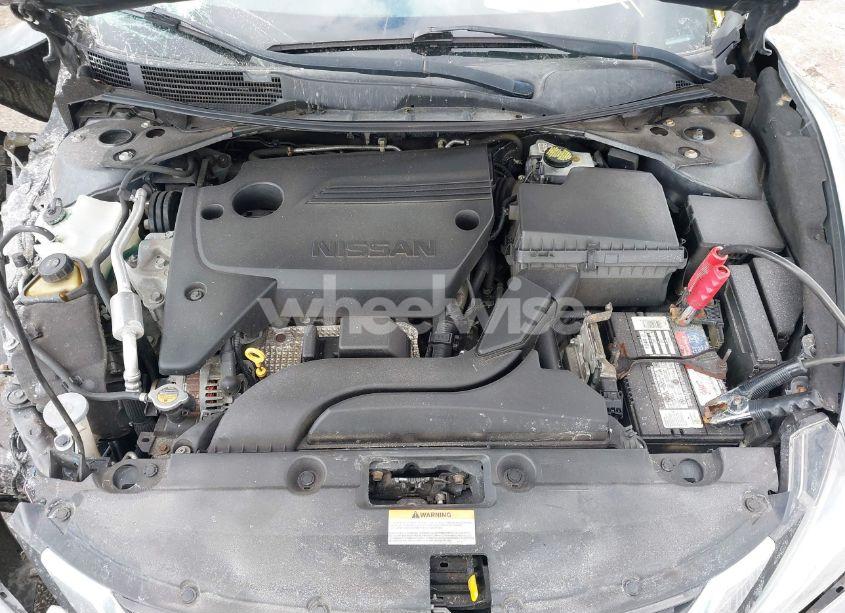 Photo 10 of 2018 Nissan Altima 2.5 S (VIN 1N4AL3AP3JC197177)