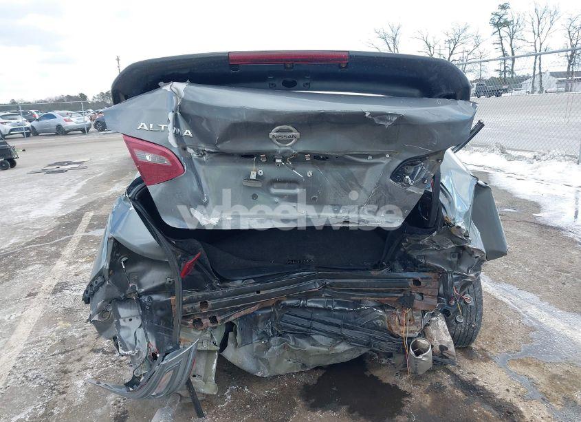 Photo 16 of 2018 Nissan Altima 2.5 S (VIN 1N4AL3AP3JC197177)