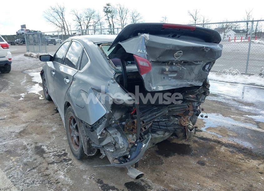 Photo 3 of 2018 Nissan Altima 2.5 S (VIN 1N4AL3AP3JC197177)