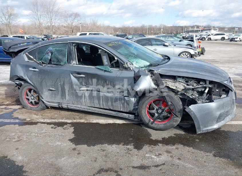 Photo 6 of 2018 Nissan Altima 2.5 S (VIN 1N4AL3AP3JC197177)