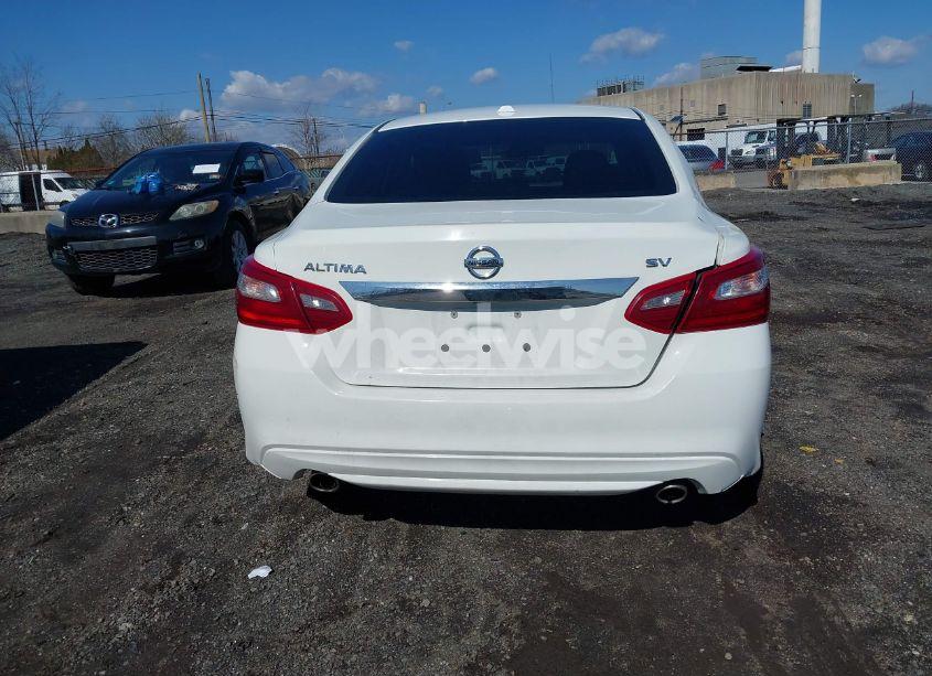 Photo 16 of 2018 Nissan Altima 2.5 SV (VIN 1N4AL3AP3JC199690)