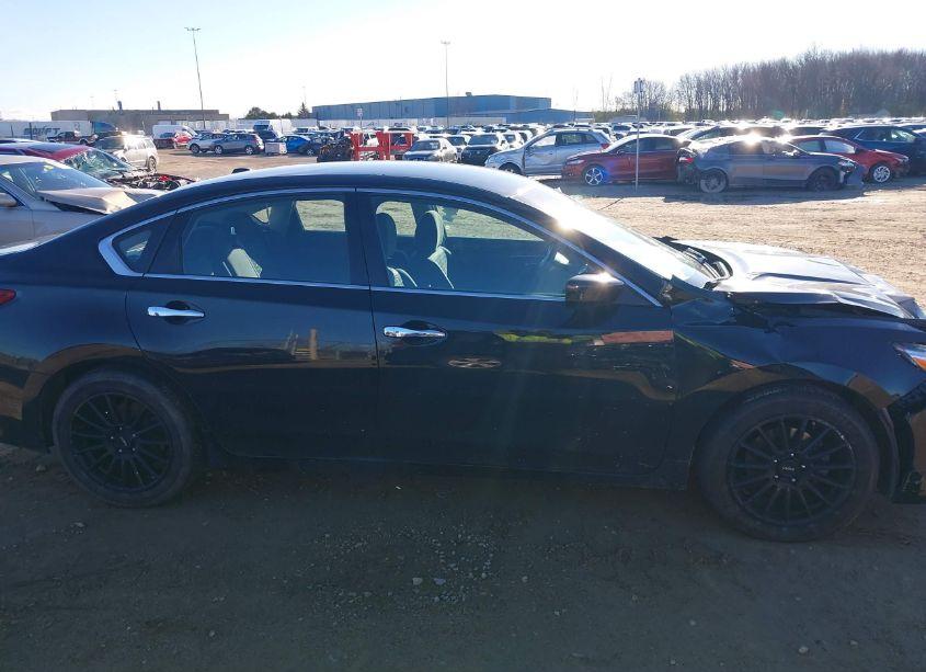 Photo 14 of 2018 Nissan Altima 2.5 SV (VIN 1N4AL3AP3JC207500)