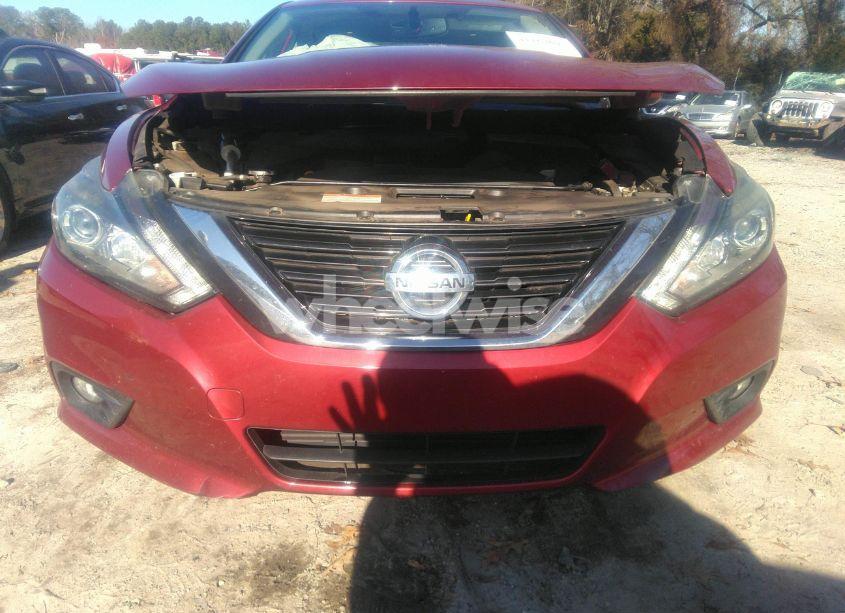 Photo 13 of 2018 Nissan Altima 2.5 SL (VIN 1N4AL3AP3JC211918)