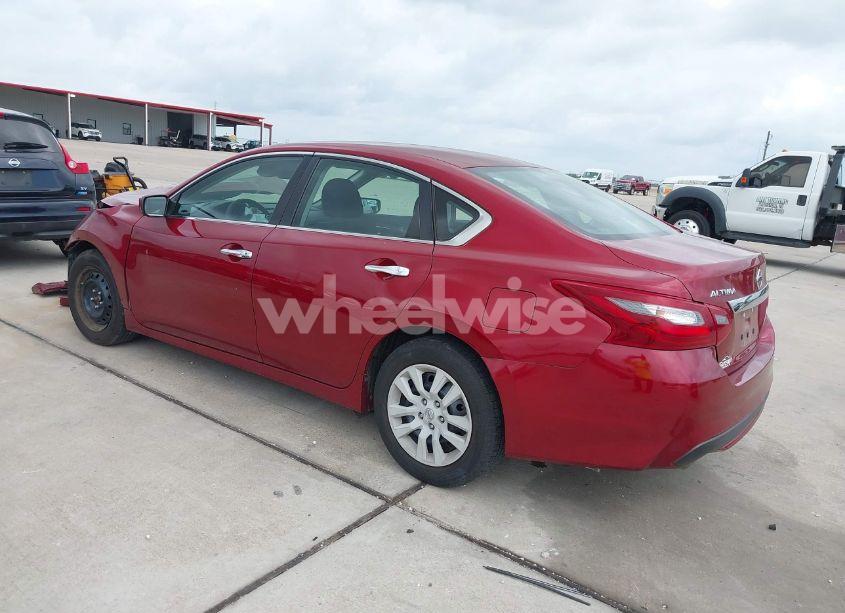 Photo 3 of 2018 Nissan Altima 2.5 S (VIN 1N4AL3AP3JC213720)