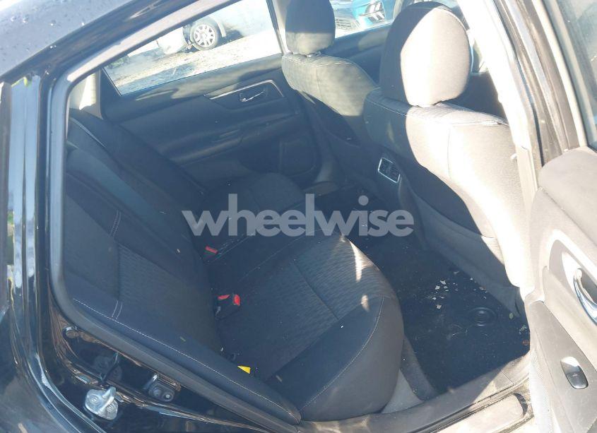 Photo 8 of 2018 Nissan Altima 2.5 SV (VIN 1N4AL3AP3JC224457)