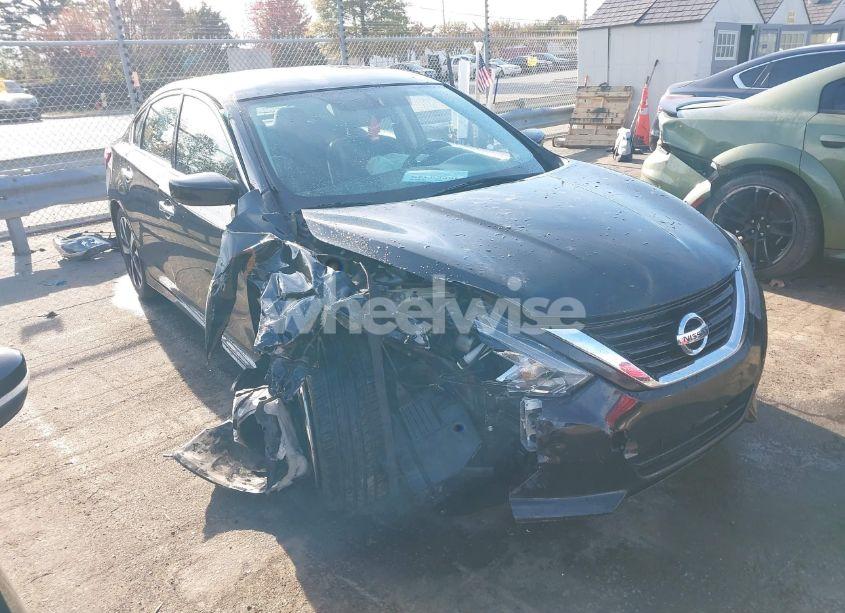 Photo 6 of 2018 Nissan Altima 2.5 SR (VIN 1N4AL3AP3JC226211)