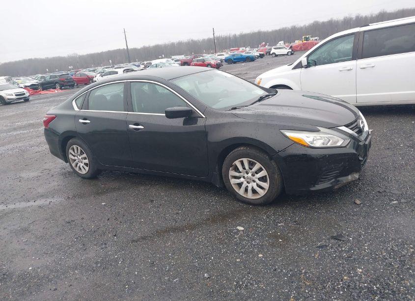 Photo 13 of 2018 Nissan Altima 2.5 S (VIN 1N4AL3AP3JC231053)