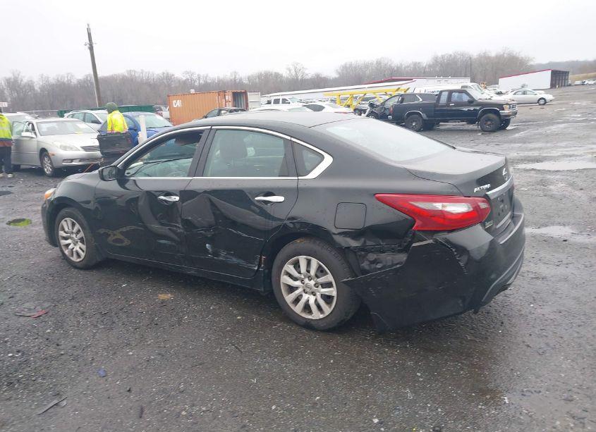 Photo 14 of 2018 Nissan Altima 2.5 S (VIN 1N4AL3AP3JC231053)