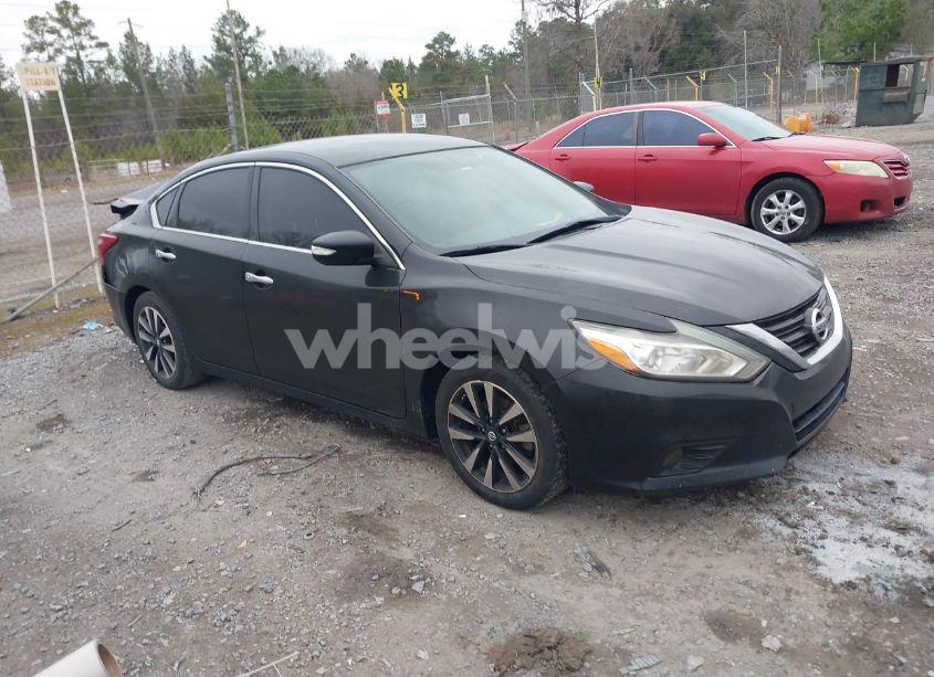 2018 Nissan Altima 2.5 SL (VIN 1N4AL3AP3JC234499) main photo