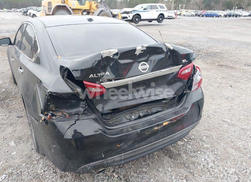 Photo 6 of 2018 Nissan Altima 2.5 SL (VIN 1N4AL3AP3JC234499)