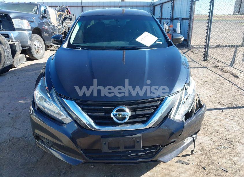 Photo 12 of 2018 Nissan Altima 2.5 SL (VIN 1N4AL3AP3JC234583)