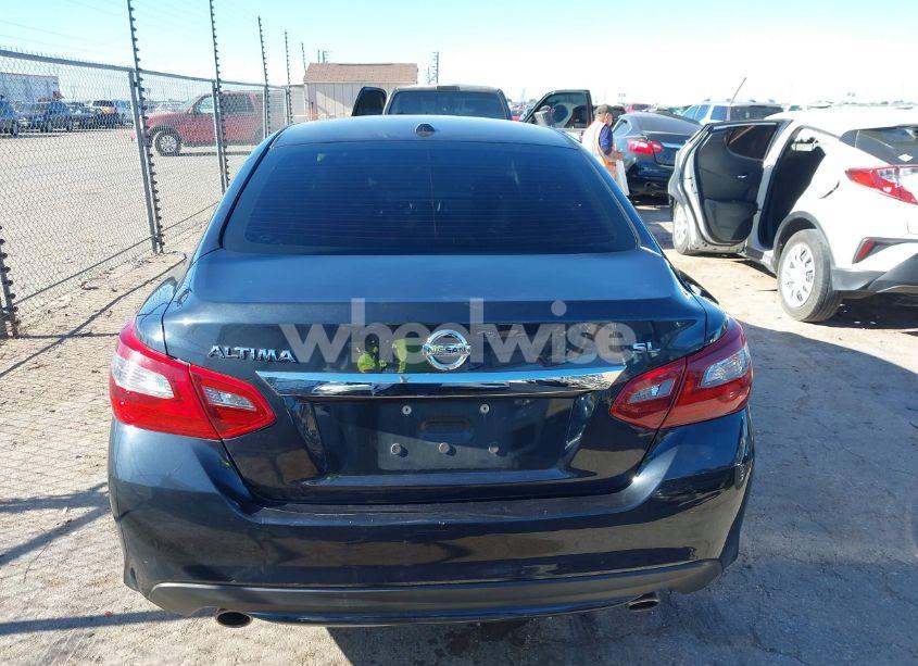 Photo 16 of 2018 Nissan Altima 2.5 SL (VIN 1N4AL3AP3JC234583)